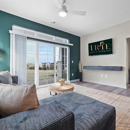 Irie Living Refresh Kg 2Bd Gym Pool Brand New Apartamento